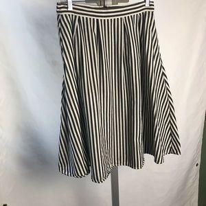 Life in Progress sz M cotton skirt